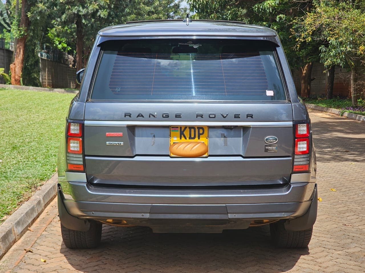 Used 2016 RANGE ROVER VOGUE SUV for sale in Nairobi Kenya - Trust Rides - Thumbnail 8