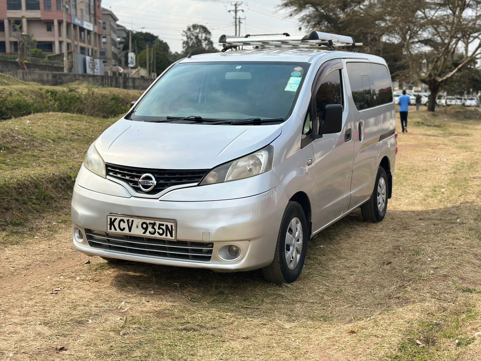 Used 2012 Nissan NV200 Van / Minivan for sale in Nairobi Kenya - Trust Rides - Thumbnail 2