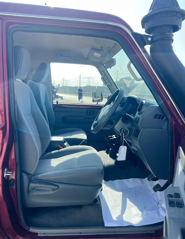 Used 2019 Toyota LAND CRUISER 79  Pickup / Double Cab for sale in Nairobi Kenya - Trust Rides - Thumbnail 8