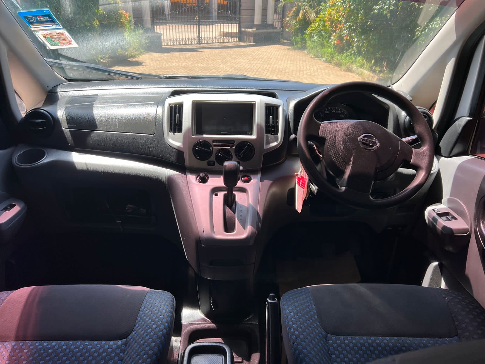 Used 2014 Nissan NV200 Van / Minivan for sale in Nairobi Kenya - Trust Rides - Thumbnail 9