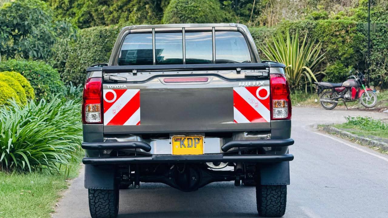 Used 2024 Toyota HILUX GD-6 Pickup / Double Cab for sale in Nairobi Kenya - Trust Rides - Thumbnail 6