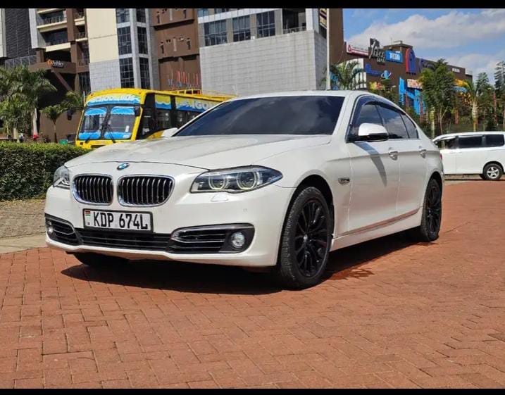 Used 2016 BMW 528i Sedan (Saloon) for sale in Nairobi Kenya - Trust Rides - Thumbnail 3