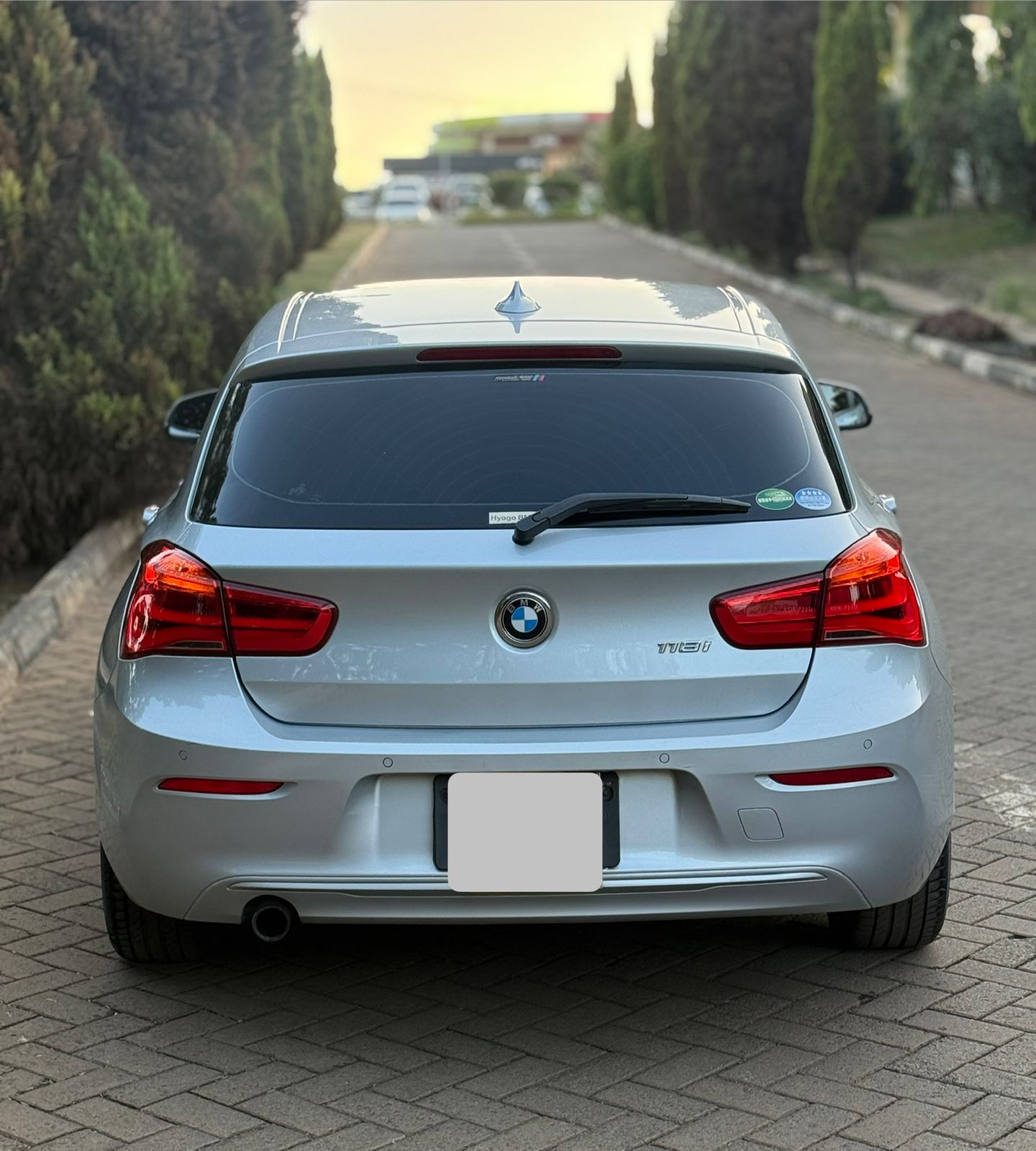 Used 2026 BMW 118 i Hatchback(kadudu) for sale in Nairobi Kenya - Trust Rides - Thumbnail 4