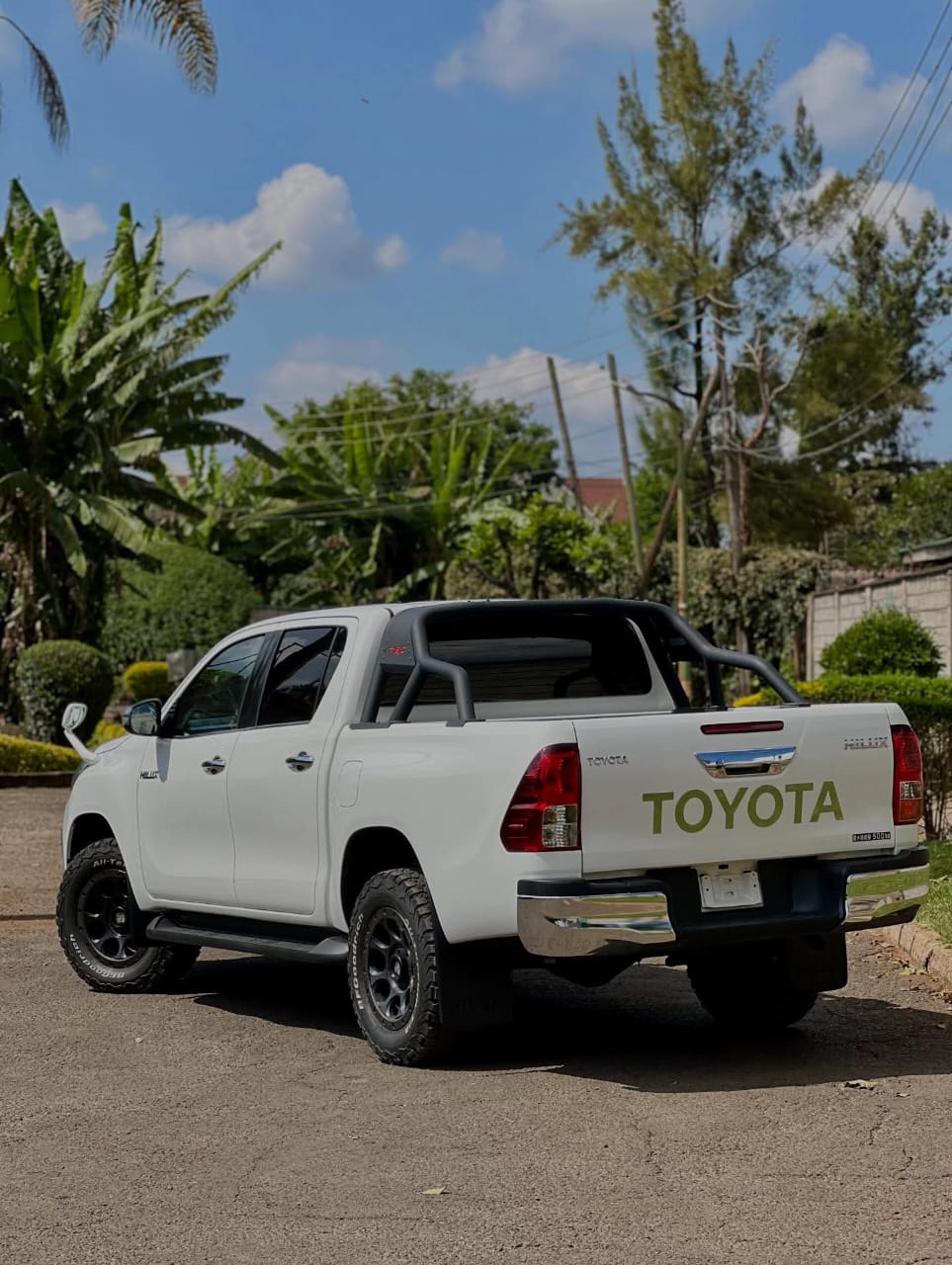 Used 2018 Toyota HILUX TRD Pickup / Double Cab for sale in Nairobi Kenya - Trust Rides - Thumbnail 4