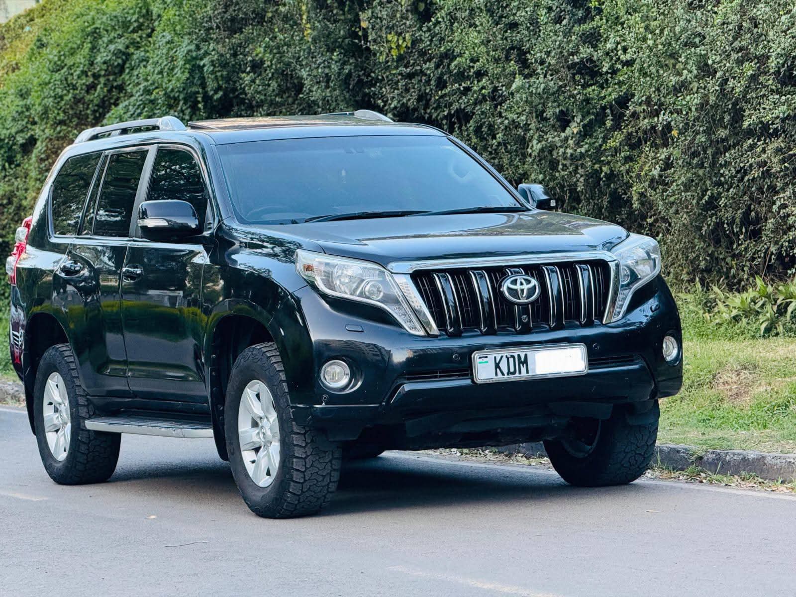 Used 2016 Toyota LAND CRUISER, PRADO VX-L SUV for sale in Nairobi Kenya - Trust Rides - Thumbnail 2