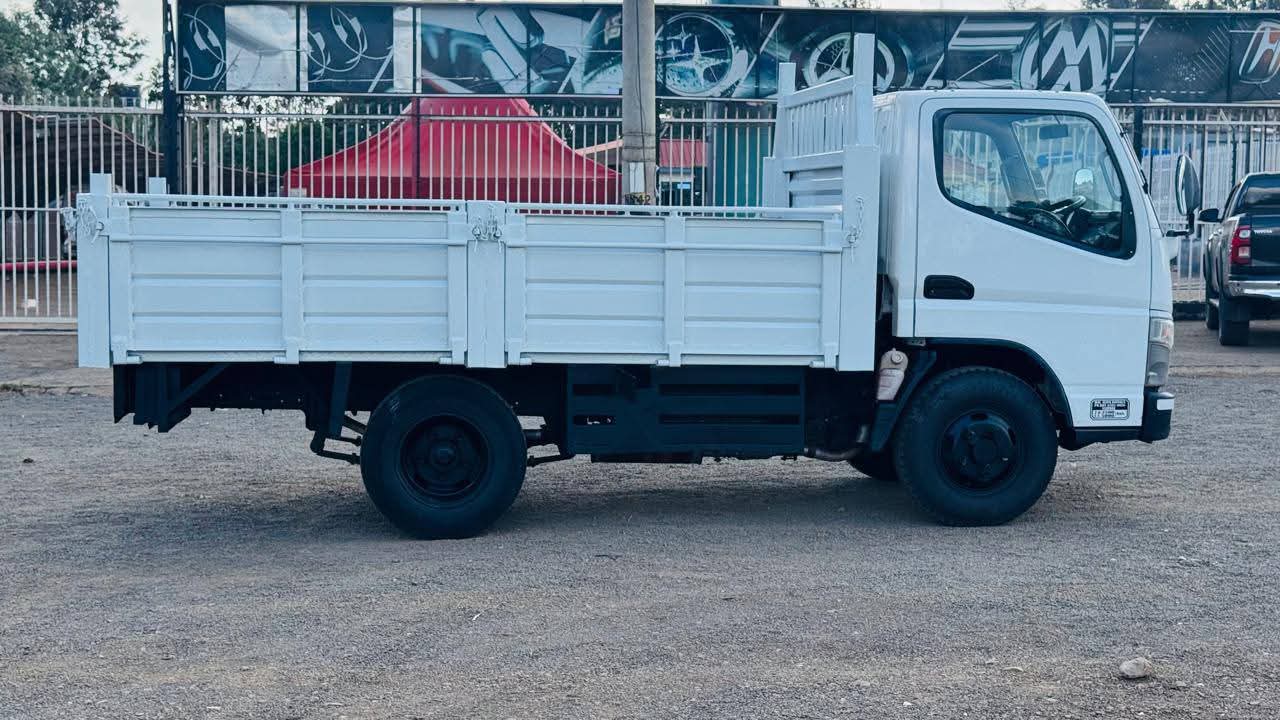 Used 2019 Mitsubishi FUSO Truck for sale in Nairobi Kenya - Trust Rides - Thumbnail 7