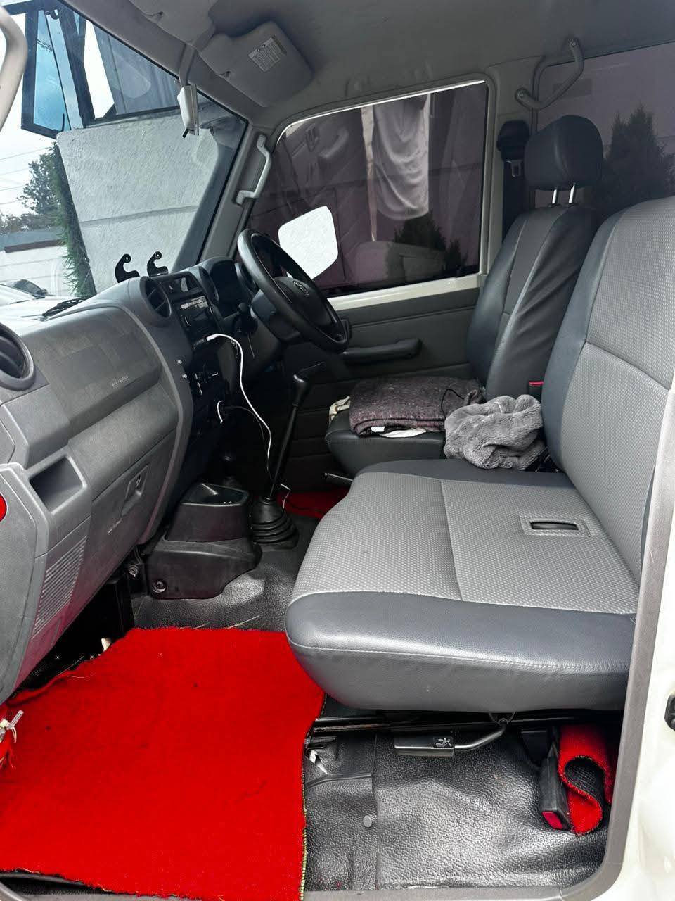 Used 2024 Toyota LAND CRUISER 79 SERIES Pickup / Double Cab for sale in Nairobi Kenya - Trust Rides - Thumbnail 9