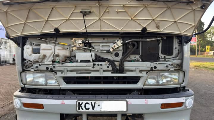 Used 2019 Isuzu FVZ TIPPER Truck for sale in Nairobi Kenya - Trust Rides - Thumbnail 6