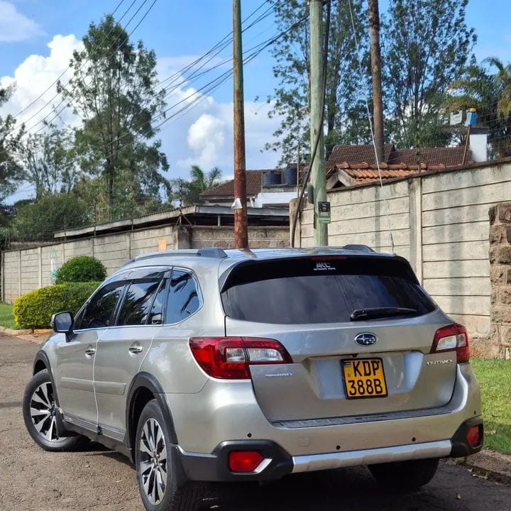 Used 2016 Subaru OUTBACK Station Wagon for sale in Nairobi Kenya - Trust Rides - Thumbnail 4