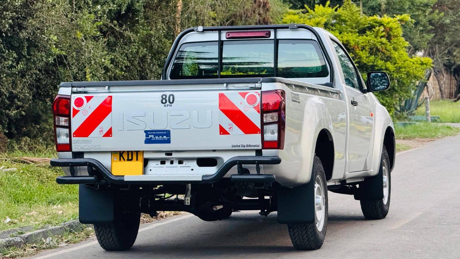 Used 2025 Isuzu DMAX Pickup / Double Cab for sale in Nairobi Kenya - Trust Rides - Thumbnail 4