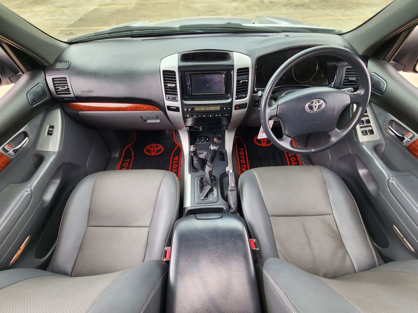 Used 2007 Toyota PRADO J120 SERIES SUV for sale in Nairobi Kenya - Trust Rides - Thumbnail 5