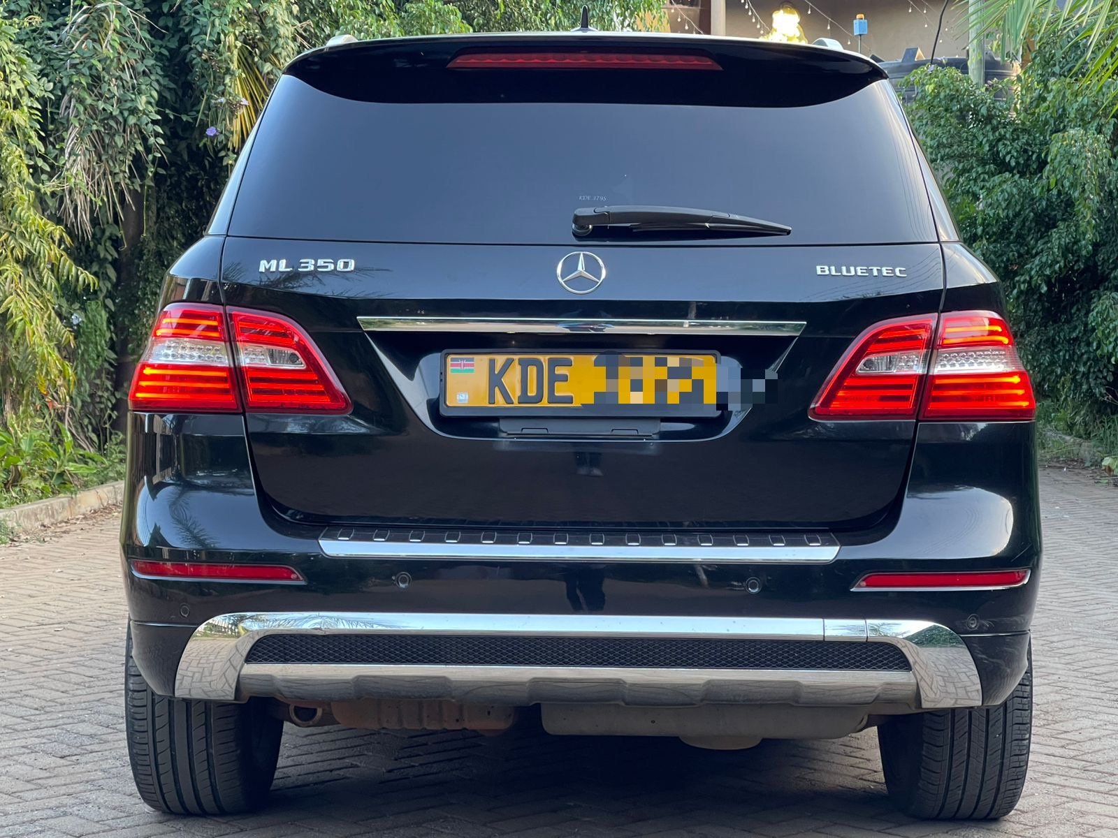 Used 2014 Mercedes-Benz ML350 4MATIC SUV for sale in Nairobi Kenya - Trust Rides - Thumbnail 6
