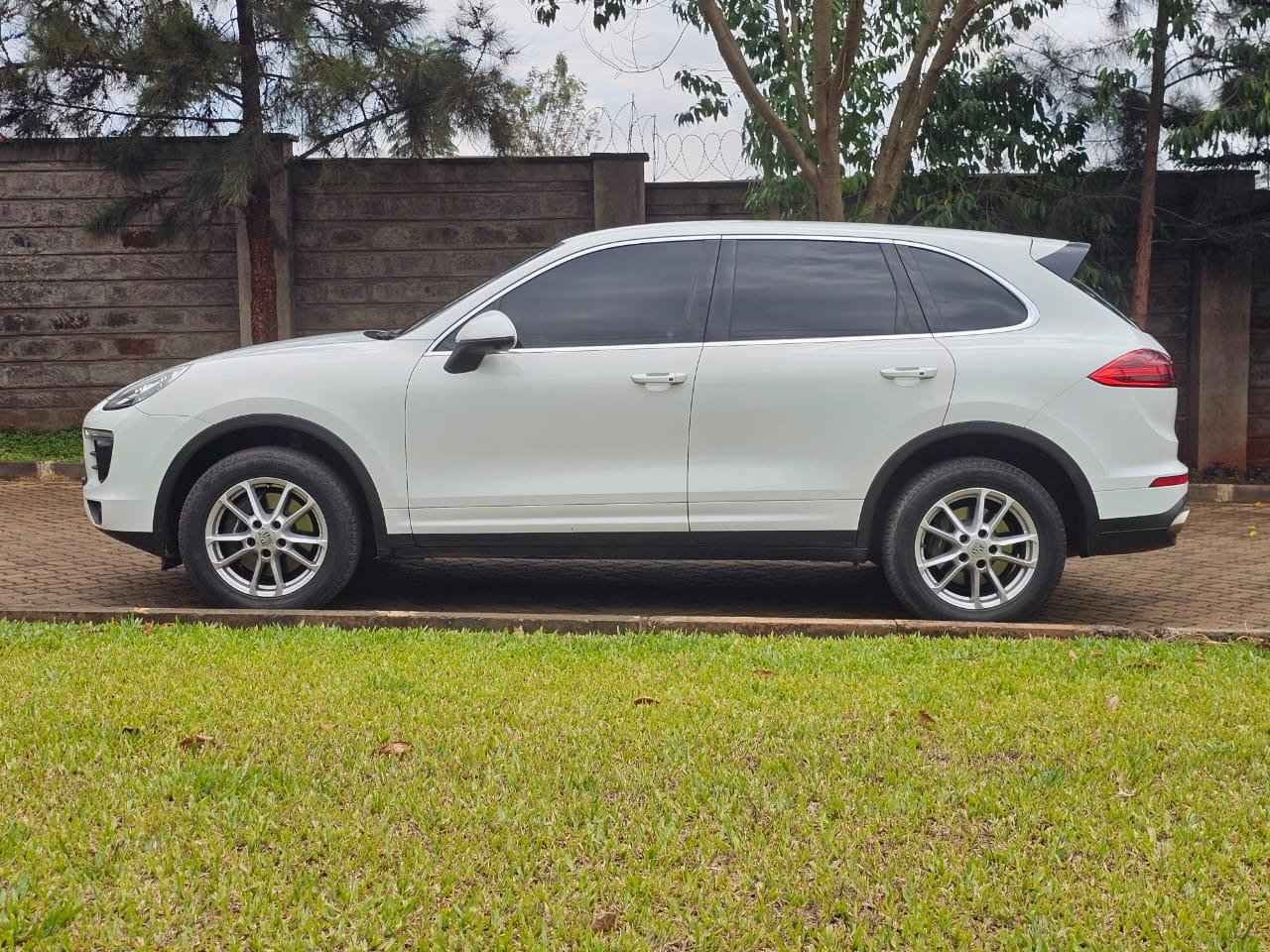 Used 2026 Porsche CAYENNE SUV for sale in Nairobi Kenya - Trust Rides - Thumbnail 4