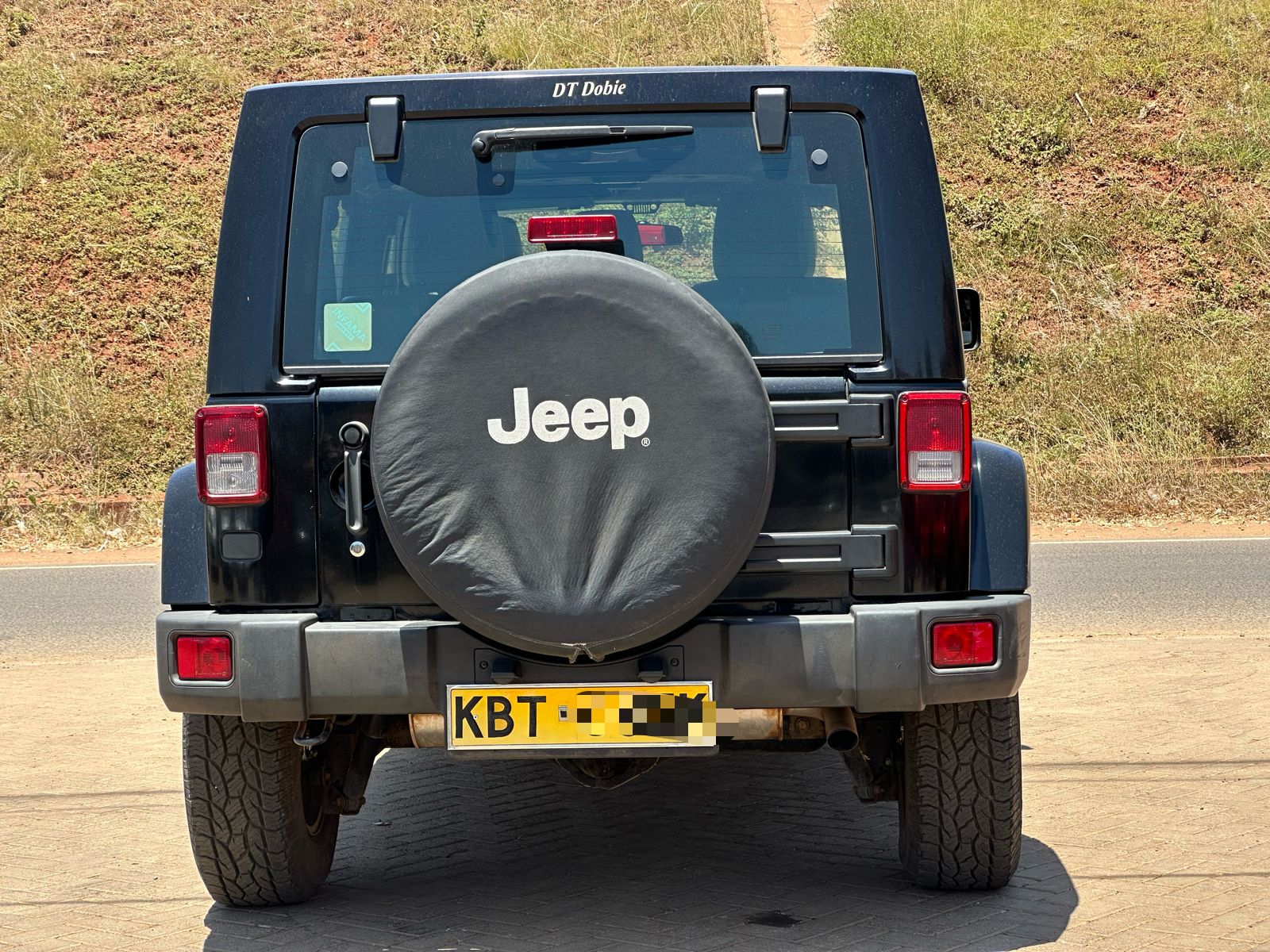 Used 2012 Jeep Wrangler Unlimited SAHARA SUV for sale in Nairobi Kenya - Trust Rides - Thumbnail 5