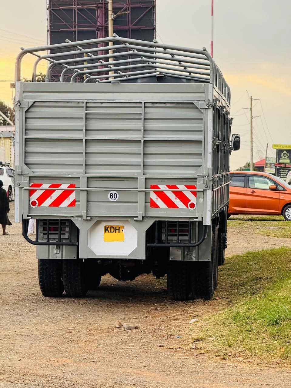 Used 2022 Isuzu FVZ COVID Truck for sale in Nairobi Kenya - Trust Rides - Thumbnail 4