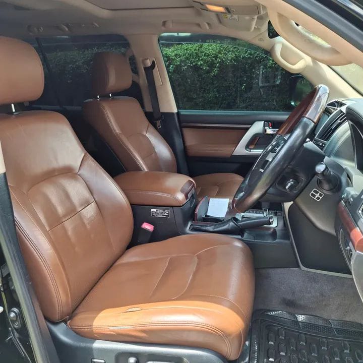 Used 2015 Toyota LAND CRUISER ZX V8 SUV for sale in Nairobi Kenya - Trust Rides - Thumbnail 6