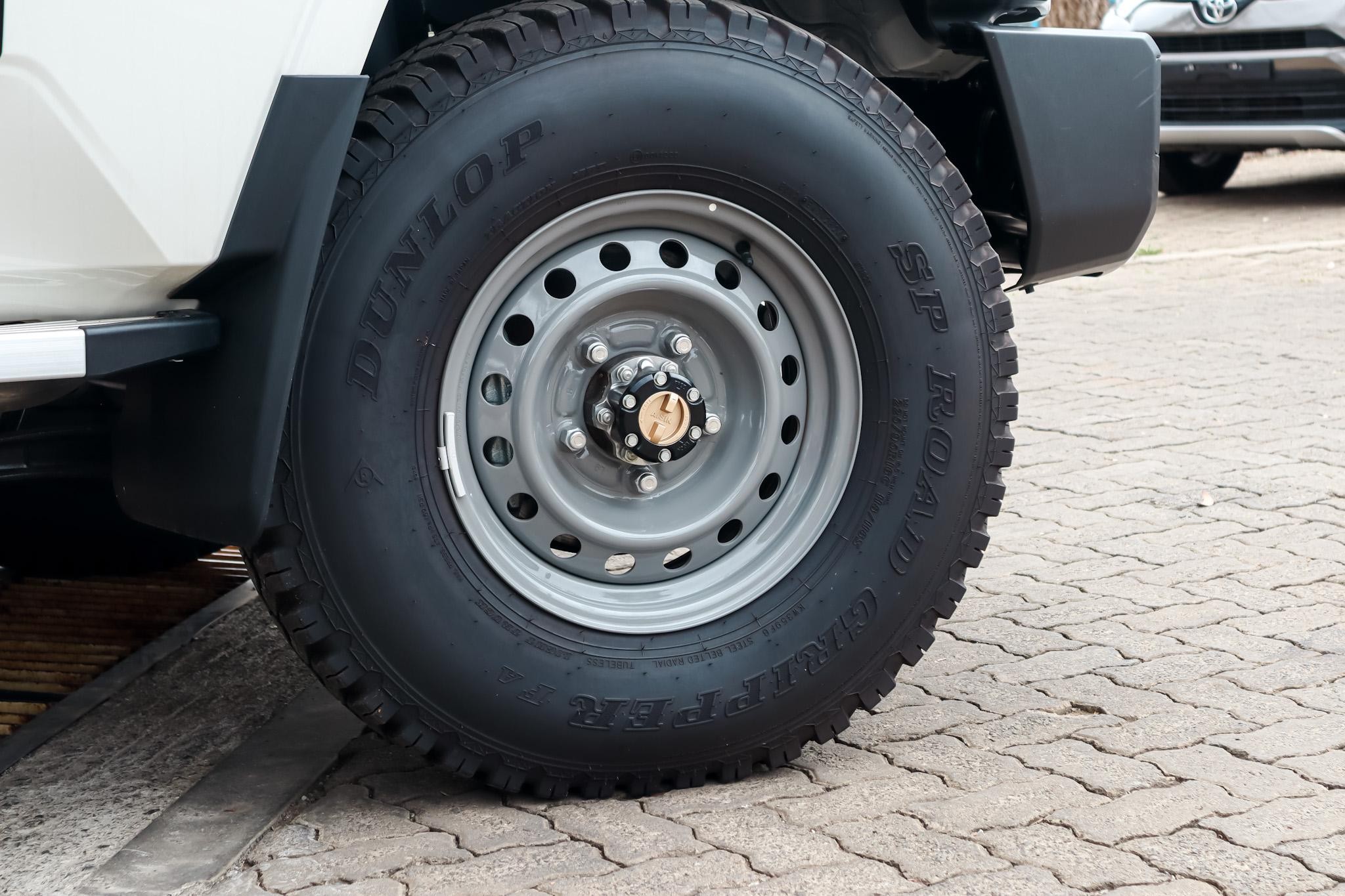 Used 2024 Toyota LAND CRUISER 79 SERIES Pickup / Double Cab for sale in Nairobi Kenya - Trust Rides - Thumbnail 10