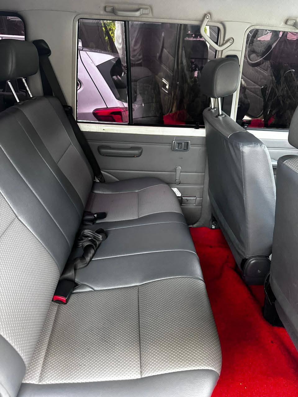 Used 2024 Toyota LAND CRUISER 79 SERIES Pickup / Double Cab for sale in Nairobi Kenya - Trust Rides - Thumbnail 12