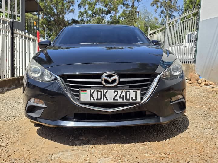 Used 2015 Mazda AXELA Hatchback(kadudu) for sale in Nairobi Kenya - Trust Rides - Thumbnail 2