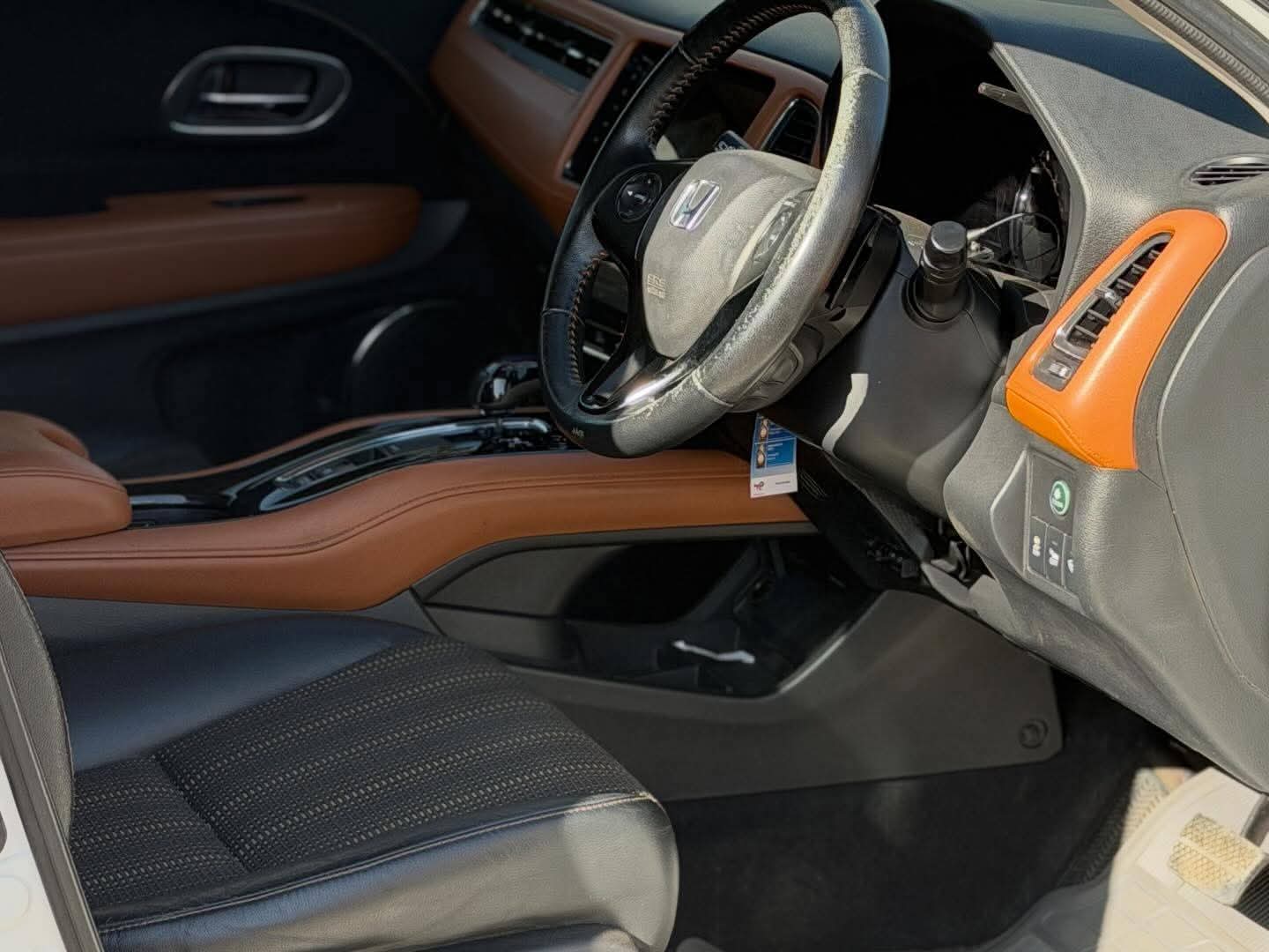 Used 2016 Honda VEZEL Crossover for sale in Nairobi Kenya - Trust Rides - Thumbnail 4