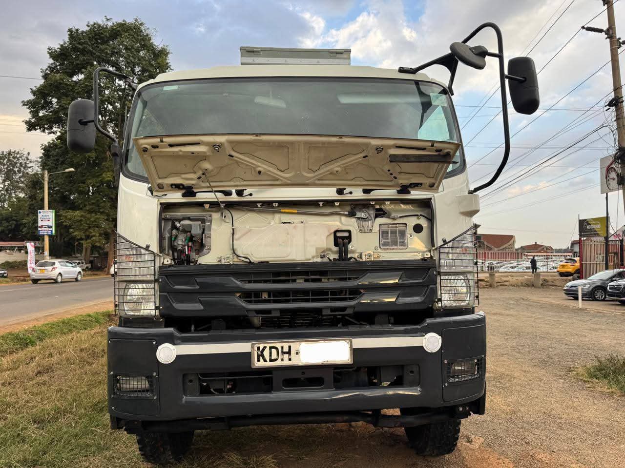 Used 2022 Isuzu FVZ COVID Truck for sale in Nairobi Kenya - Trust Rides - Thumbnail 5