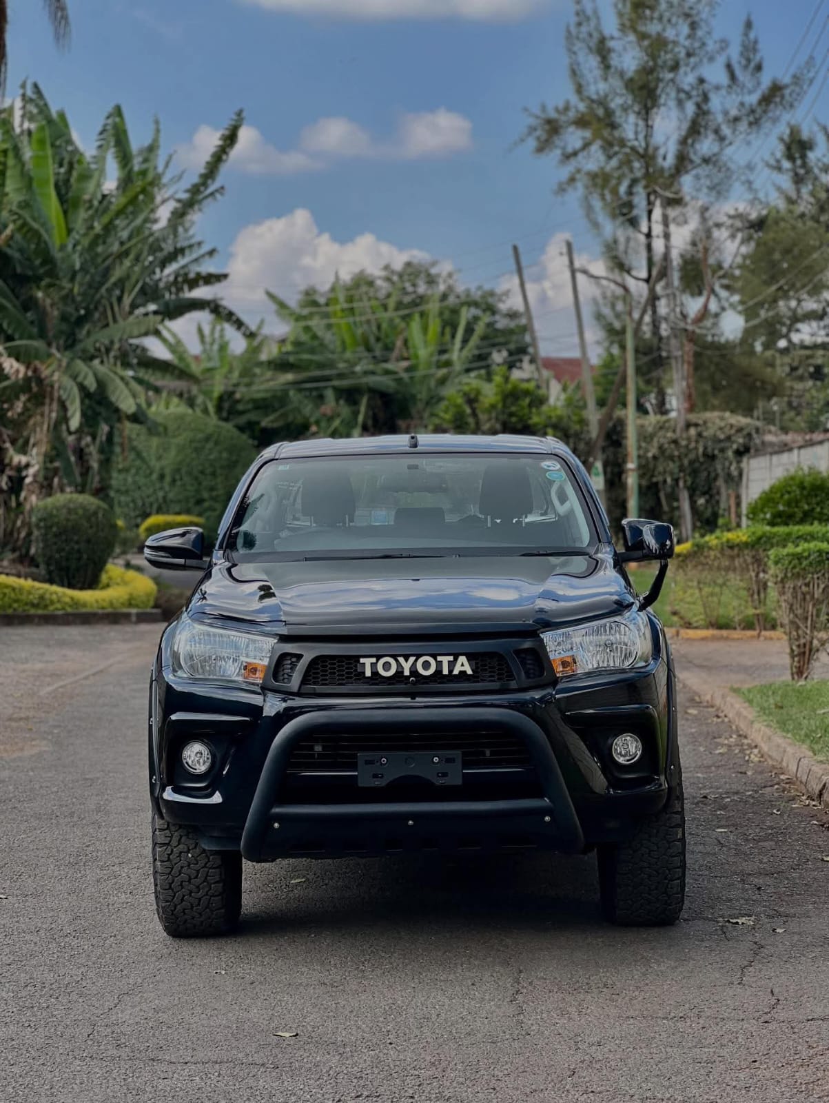 Used 2018 Toyota HILUX Pickup / Double Cab for sale in Nairobi Kenya - Trust Rides - Thumbnail 2