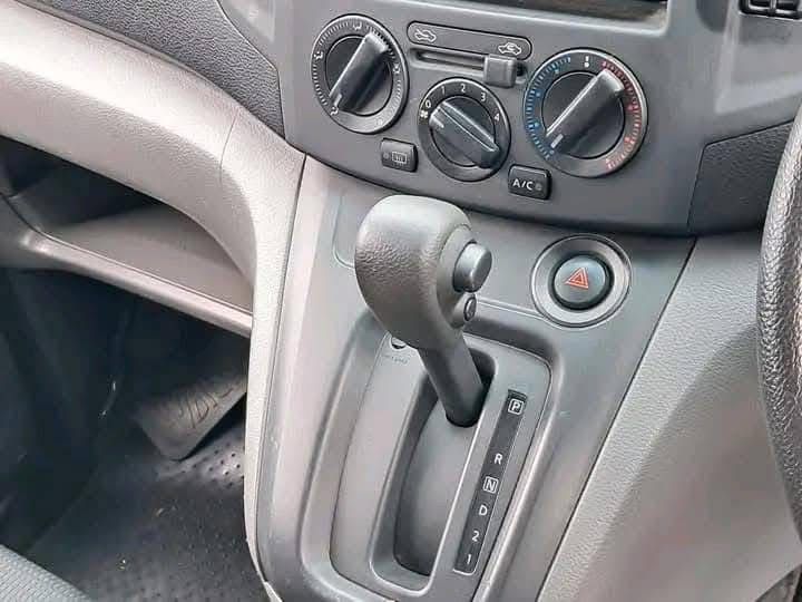 Used 2018 Nissan NV200 Van / Minivan for sale in Nairobi Kenya - Trust Rides - Thumbnail 6