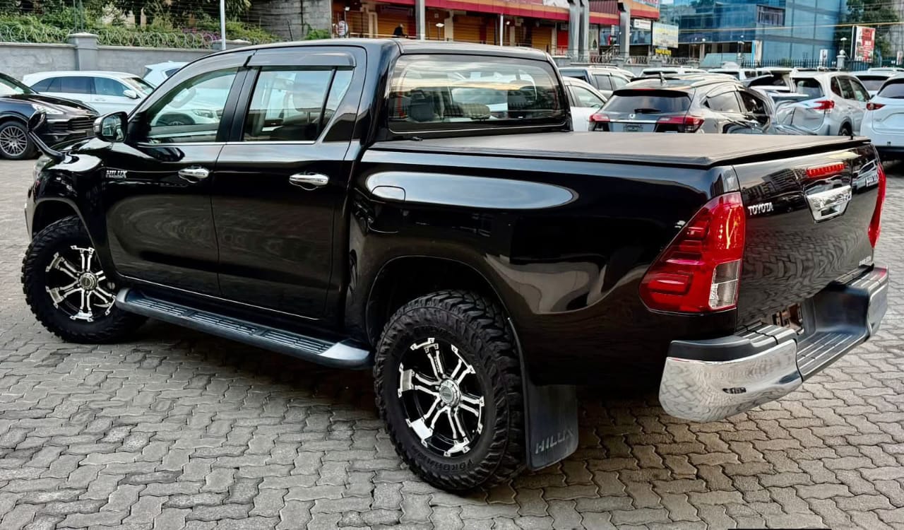 Used 2022 Toyota HILUX Pickup / Double Cab for sale in Nairobi Kenya - Trust Rides - Thumbnail 3