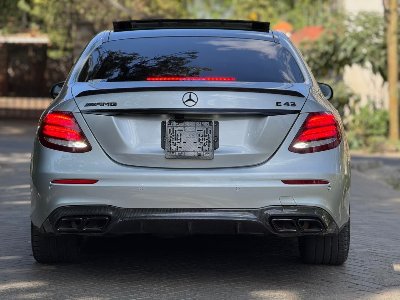 Used 2017 Mercedes-Benz E43 AMG 4MATIC Sedan (Saloon) for sale in Nairobi Kenya - Trust Rides - Thumbnail 5