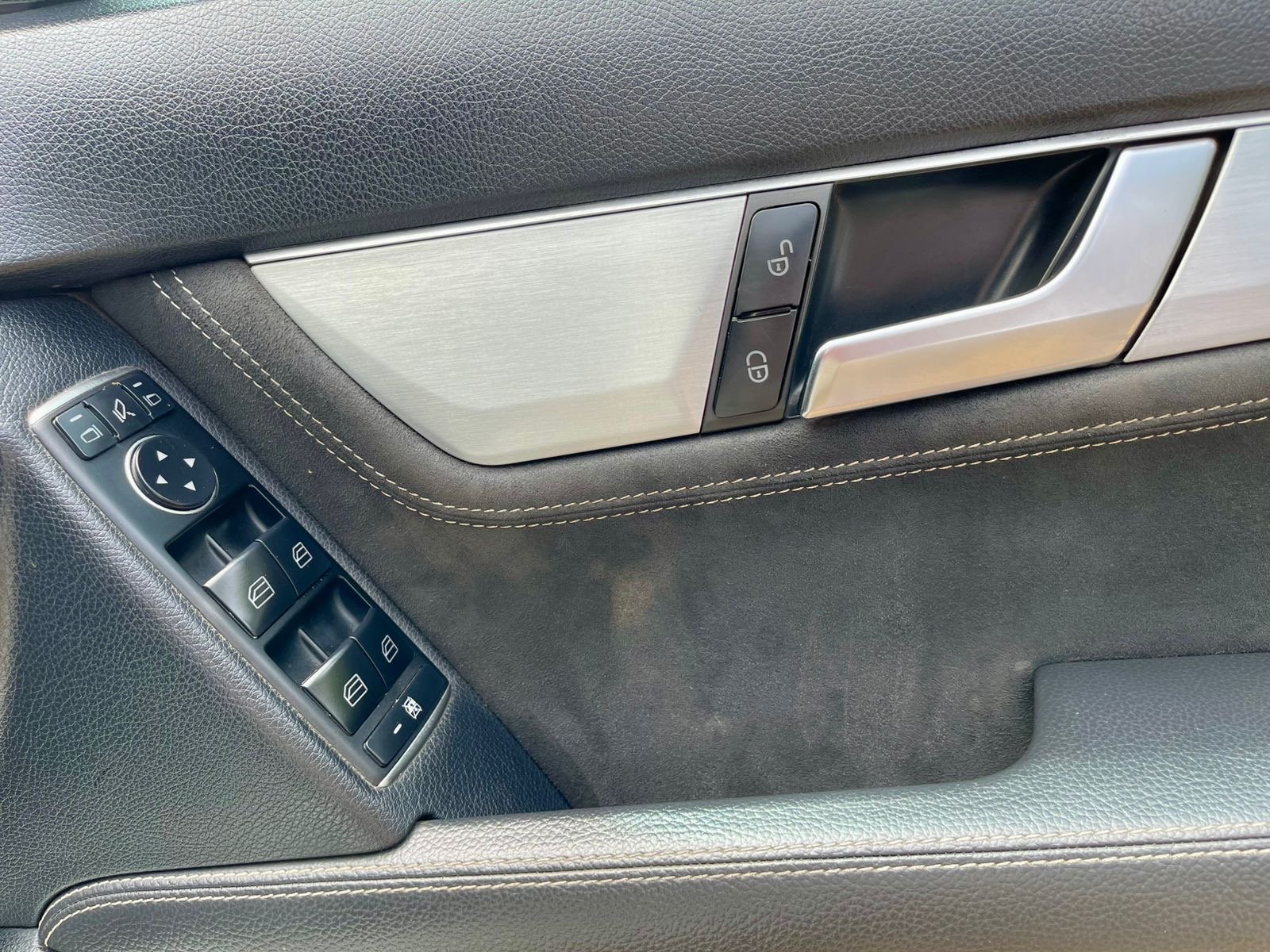 Used 2014 Mercedes-Benz C180 Sedan (Saloon) for sale in Nairobi Kenya - Trust Rides - Thumbnail 12