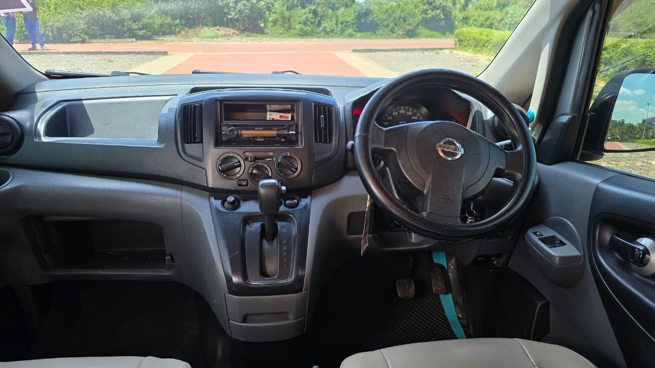 Used 2014 Nissan NV200 Van / Minivan for sale in Nairobi Kenya - Trust Rides - Thumbnail 9
