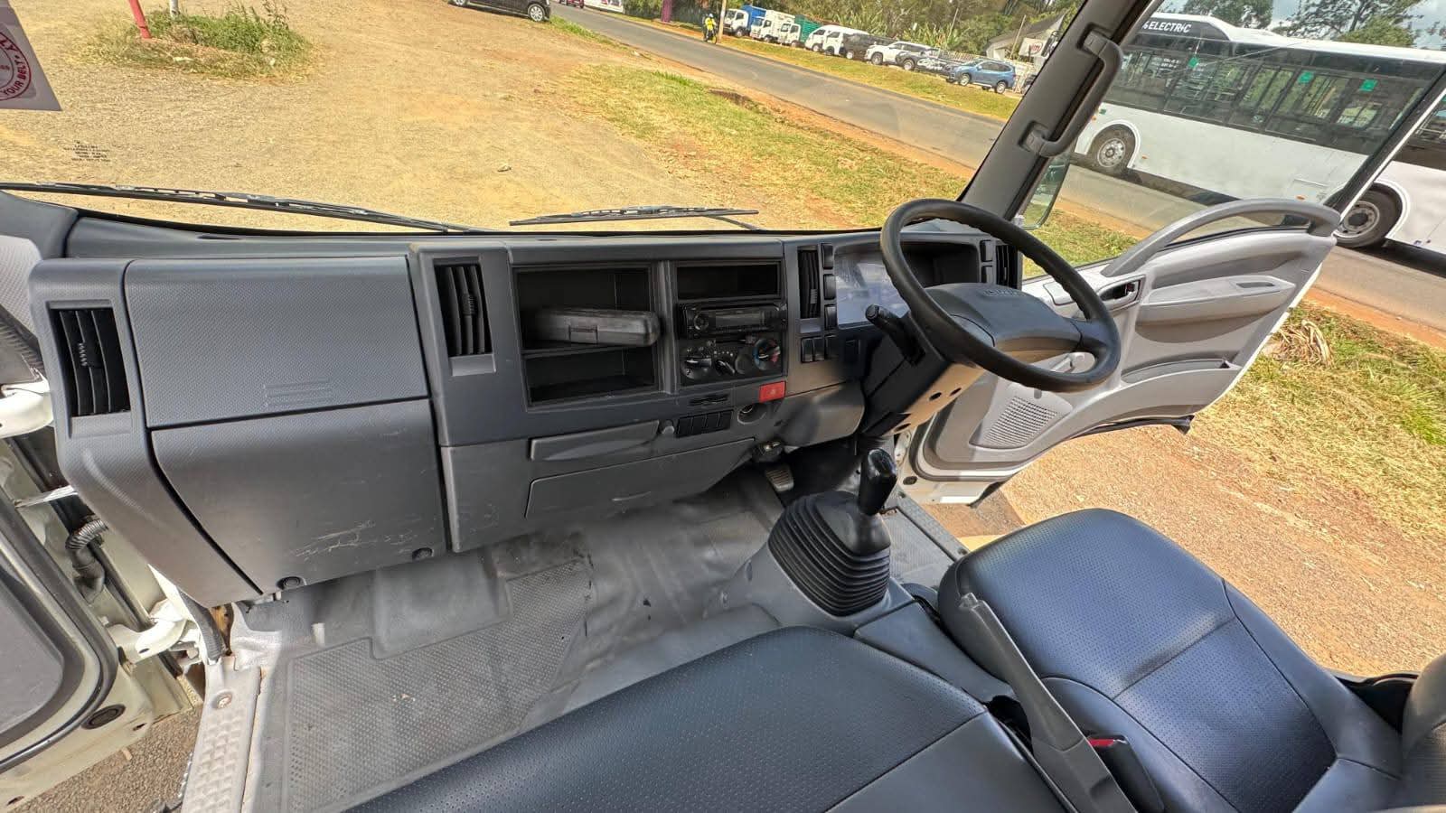 Used 2021 Isuzu NMR Truck for sale in Nairobi Kenya - Trust Rides - Thumbnail 8
