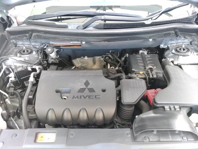 Used 2017 Mitsubishi OUTLANDER SUV for sale in Nairobi Kenya - Trust Rides - Thumbnail 15