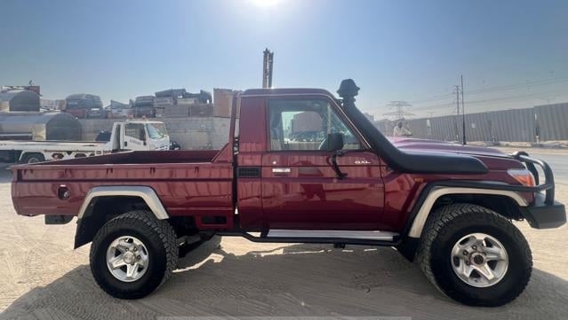 Used 2019 Toyota LAND CRUISER 79  Pickup / Double Cab for sale in Nairobi Kenya - Trust Rides - Thumbnail 4