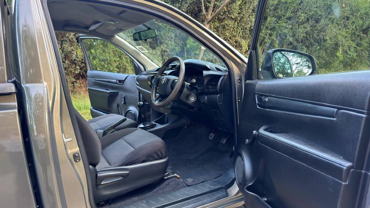 Used 2024 Toyota HILUX GD-6 Pickup / Double Cab for sale in Nairobi Kenya - Trust Rides - Thumbnail 9