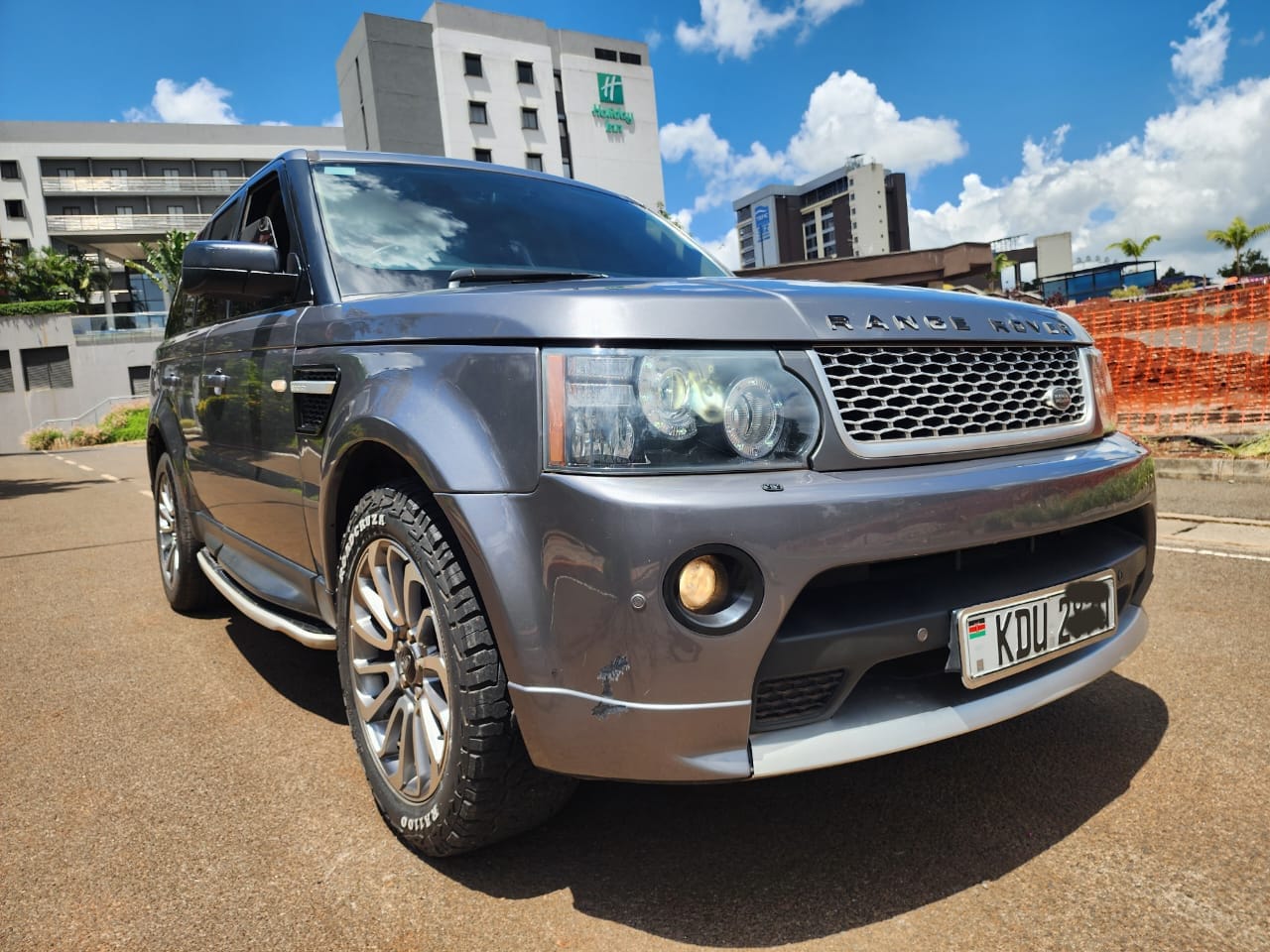 Used 2009 RANGE ROVER SPORT UTILITY SUV for sale in Nairobi Kenya - Trust Rides - Thumbnail 2