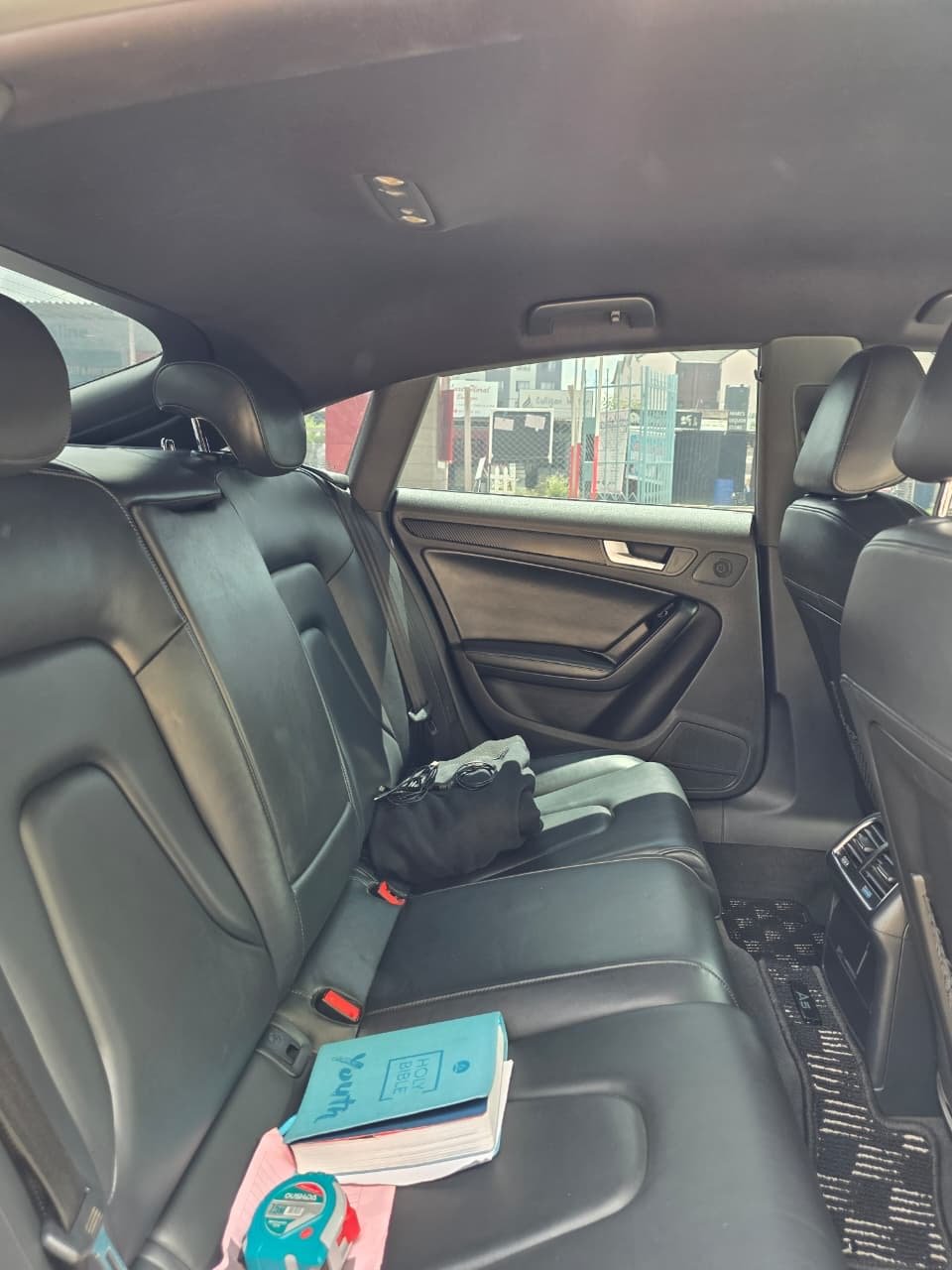 Used 2015 Audi Audi A5 Sportback S-Line Sedan (Saloon) for sale in Nairobi Kenya - Trust Rides - Thumbnail 10