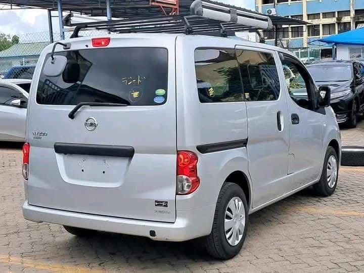 Used 2018 Nissan NV200 Van / Minivan for sale in Nairobi Kenya - Trust Rides - Thumbnail 4