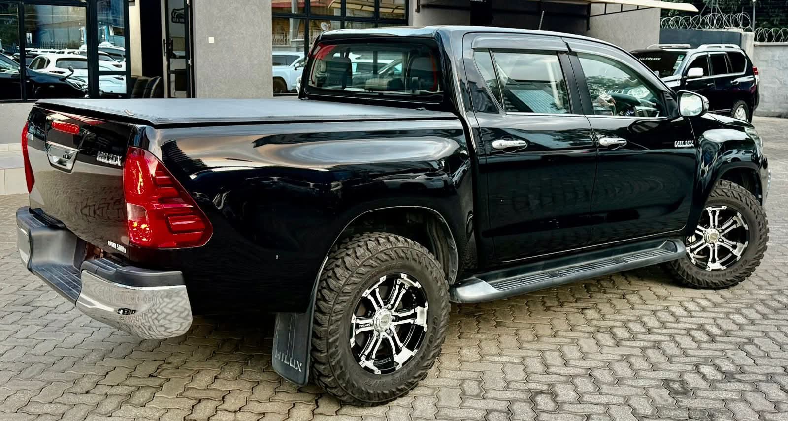 Used 2022 Toyota HILUX Pickup / Double Cab for sale in Nairobi Kenya - Trust Rides - Thumbnail 4