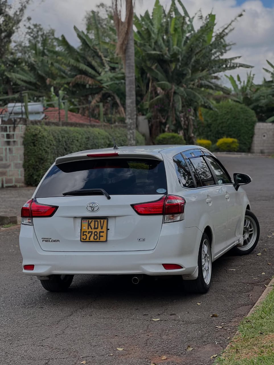 Used 2018 Toyota FIELDER Station Wagon for sale in Nairobi Kenya - Trust Rides - Thumbnail 3