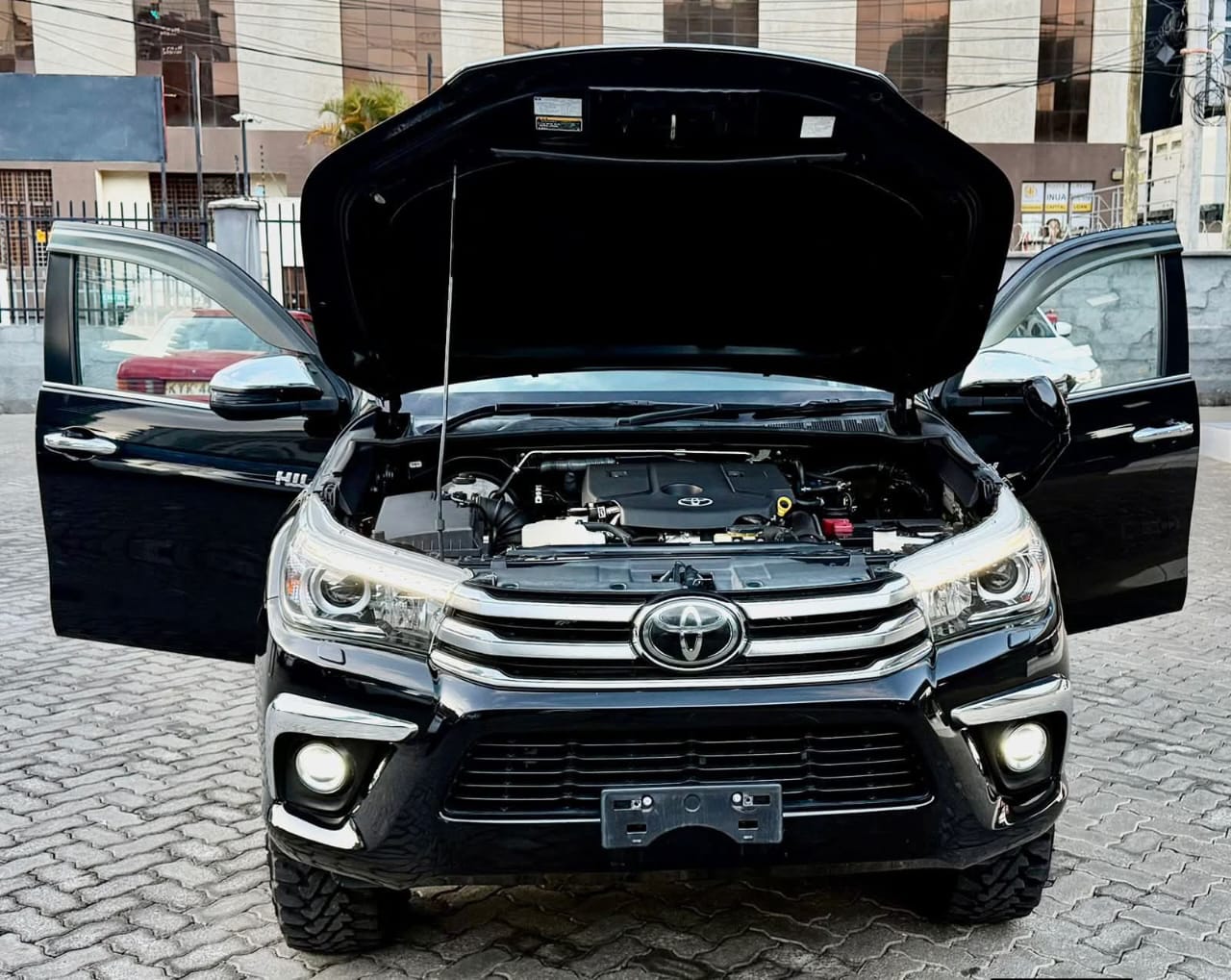 Used 2022 Toyota HILUX Pickup / Double Cab for sale in Nairobi Kenya - Trust Rides - Thumbnail 10