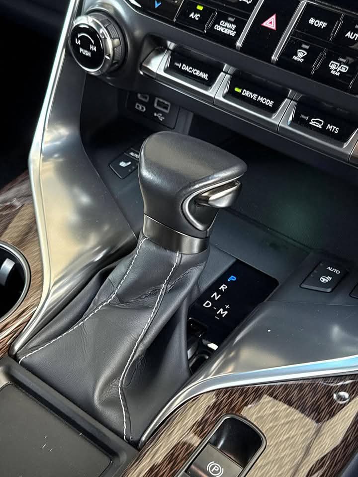 Used 2021 Lexus LX 500d SUV for sale in Nairobi Kenya - Trust Rides - Thumbnail 9