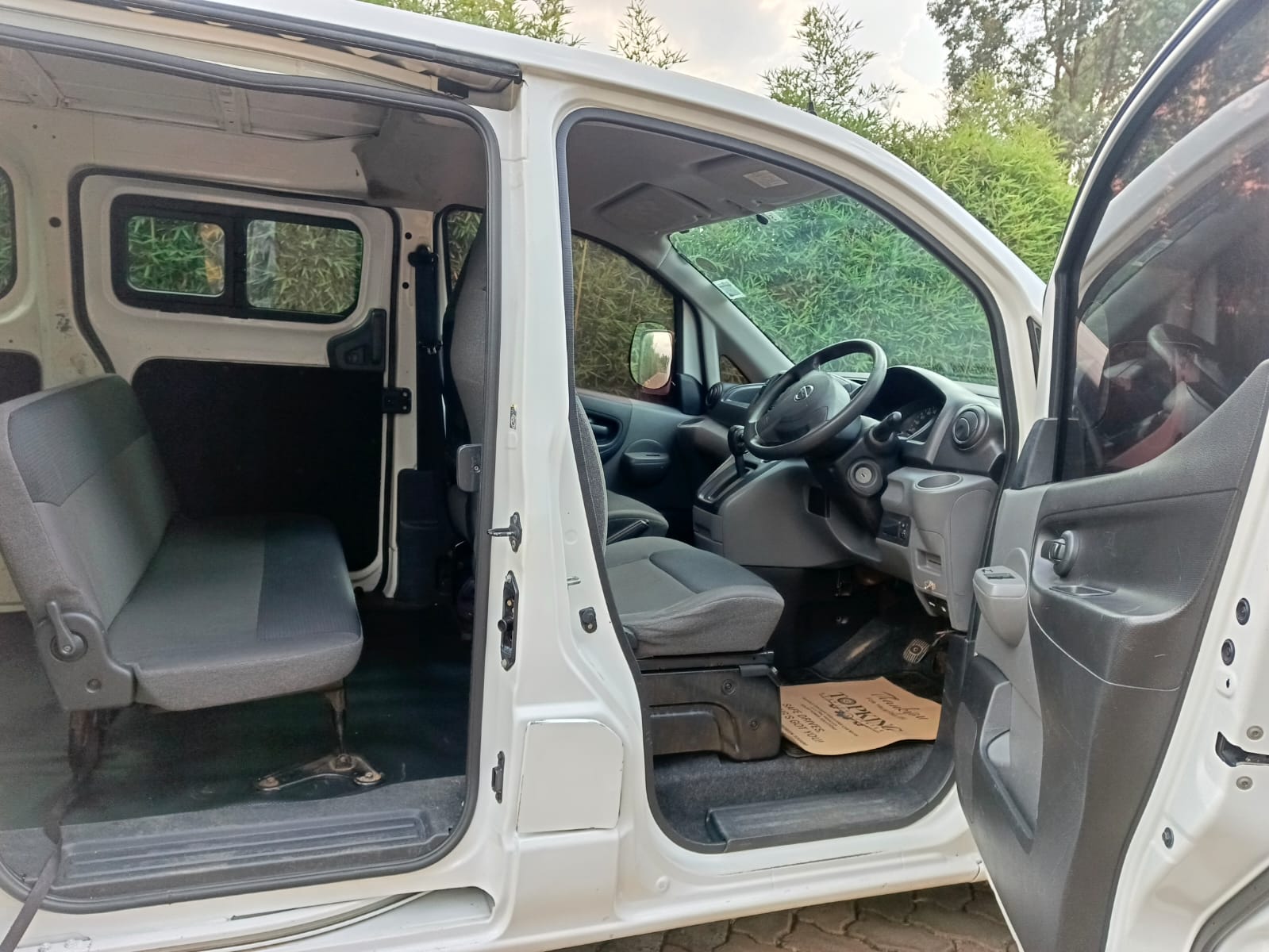 Used 2015 Nissan Nv 200 Van for sale in Nairobi Kenya - Trust Rides - Thumbnail 8