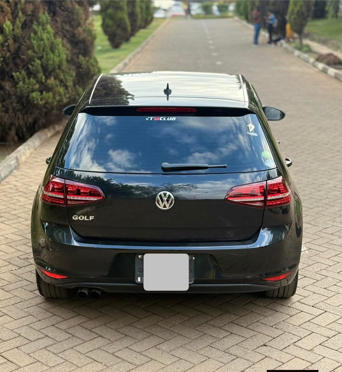 Used 2017 Volkswagen Golf TSI Hatchback(kadudu) for sale in Nairobi Kenya - Trust Rides - Thumbnail 5