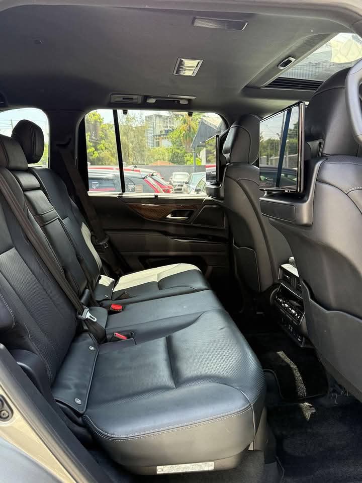 Used 2021 Lexus LX 500d SUV for sale in Nairobi Kenya - Trust Rides - Thumbnail 6