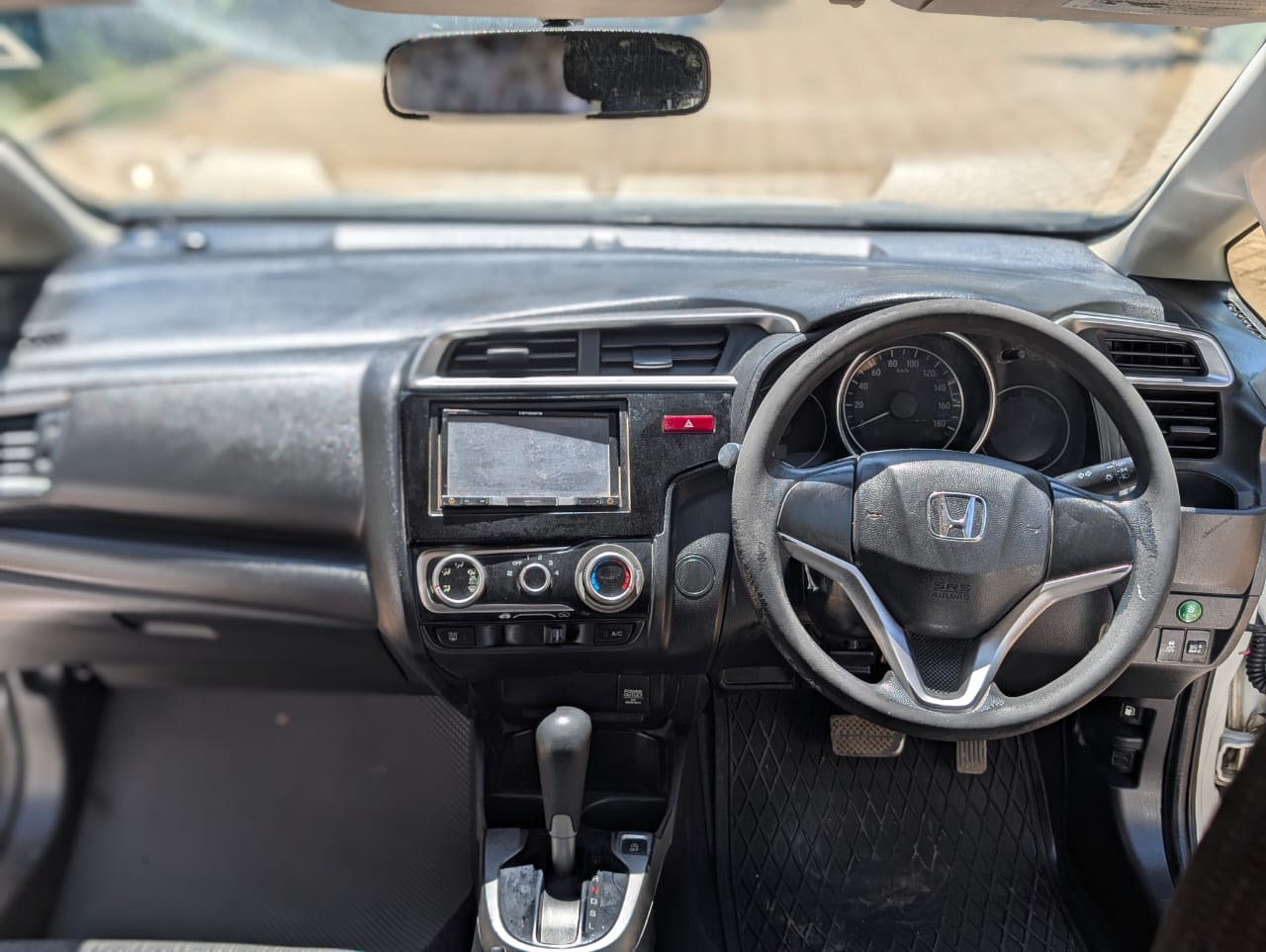 Used 2015 Honda FIT Hatchback(kadudu) for sale in Nairobi Kenya - Trust Rides - Thumbnail 4