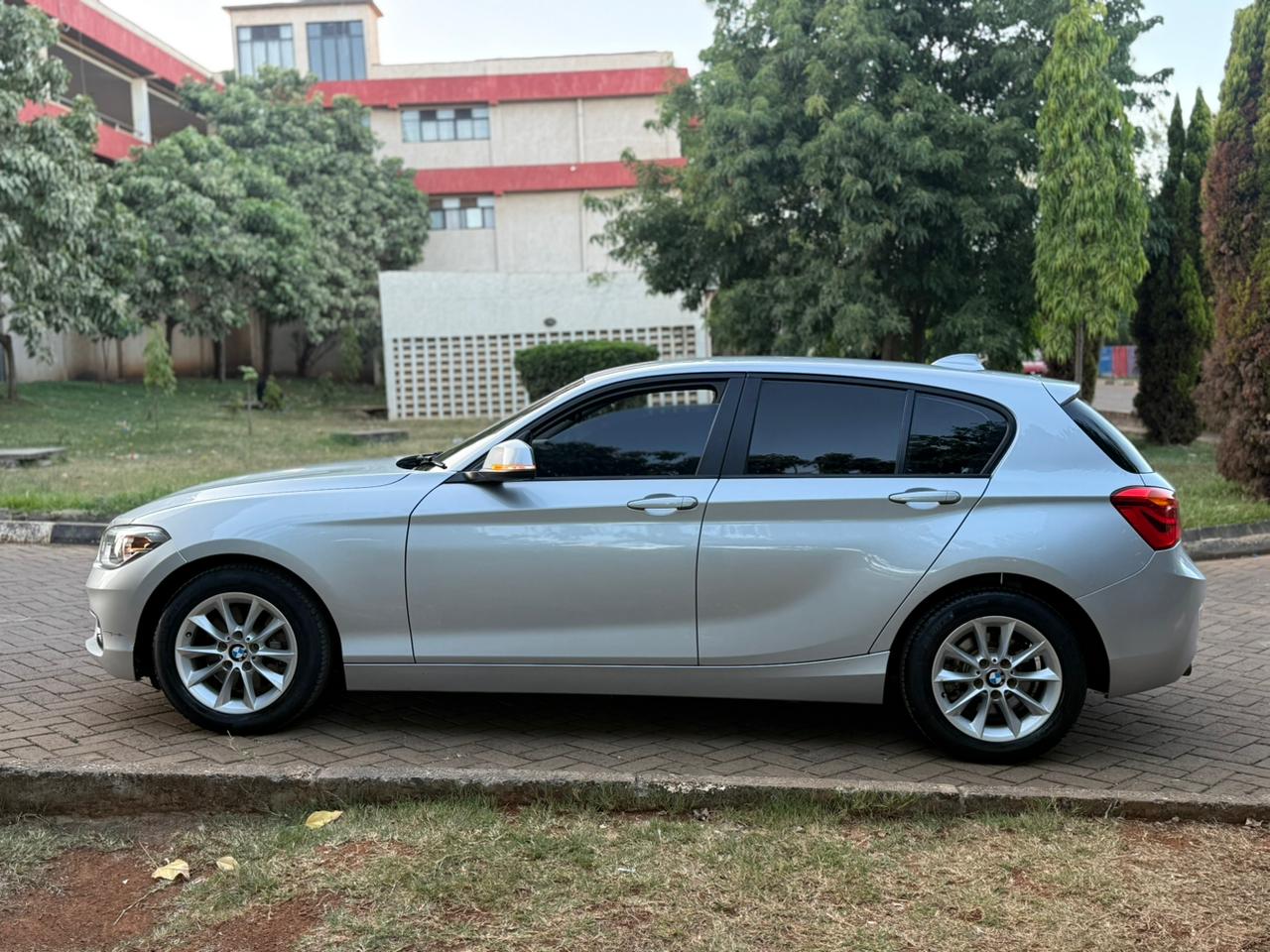 Used 2026 BMW 118 i Hatchback(kadudu) for sale in Nairobi Kenya - Trust Rides - Thumbnail 9