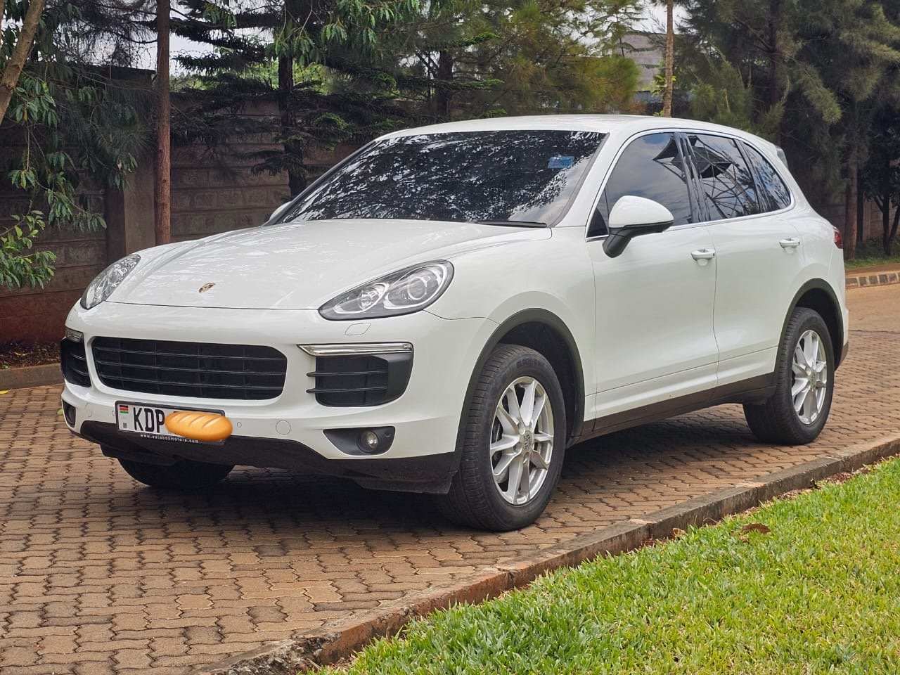 Used 2026 Porsche CAYENNE SUV for sale in Nairobi Kenya - Trust Rides - Thumbnail 2