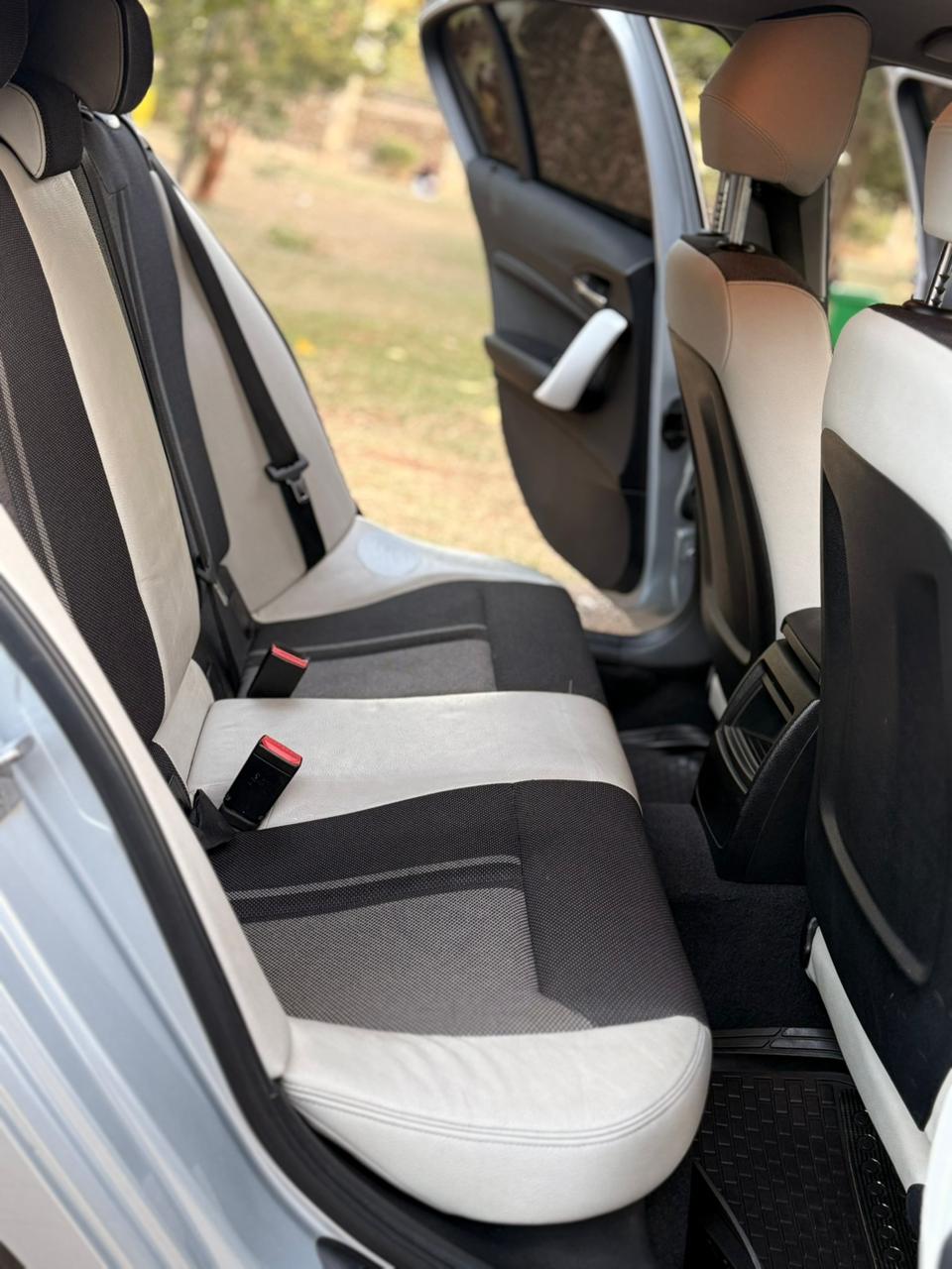 Used 2026 BMW 118 i Hatchback(kadudu) for sale in Nairobi Kenya - Trust Rides - Thumbnail 8