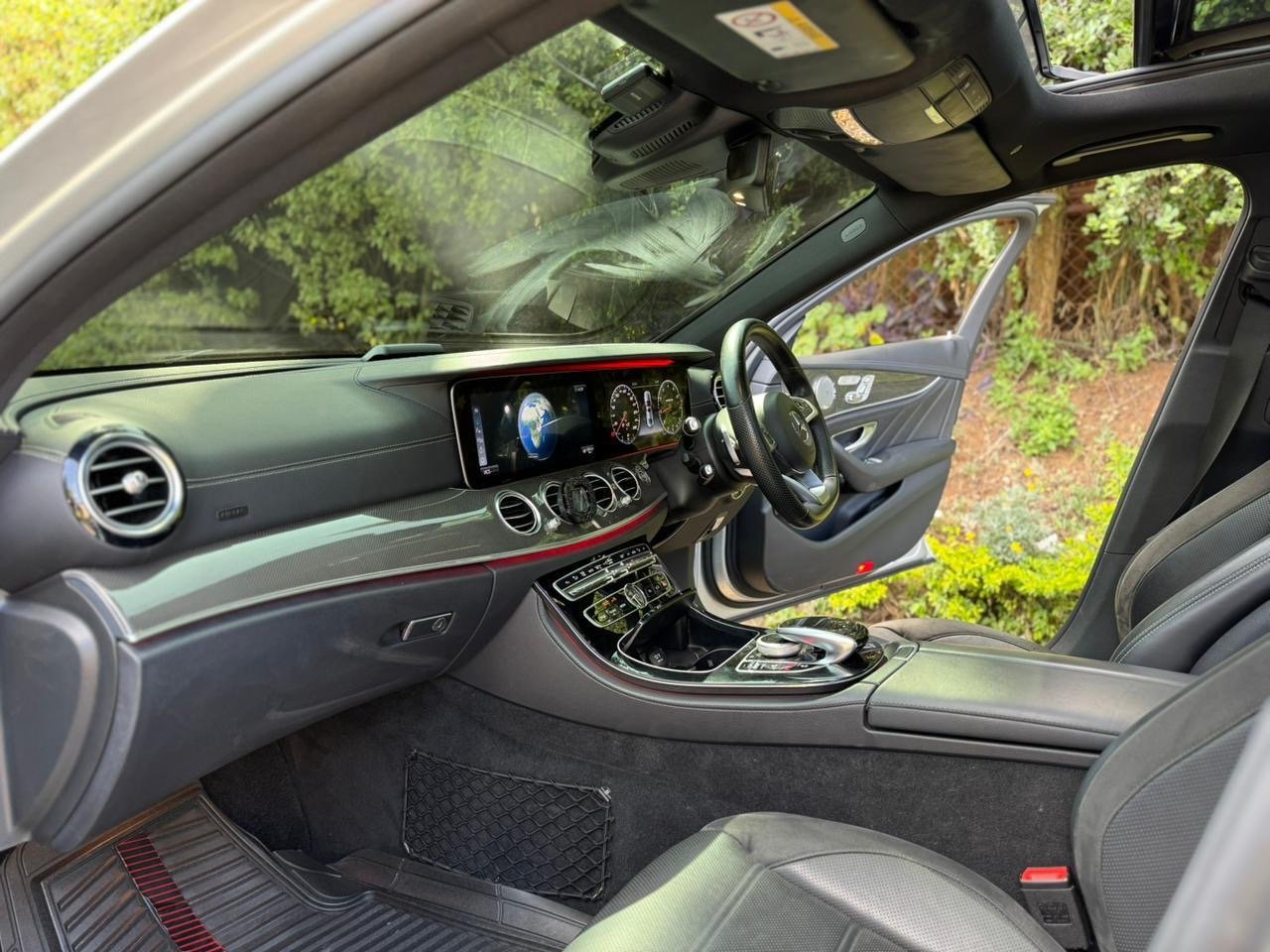 Used 2017 Mercedes-Benz E43 AMG 4MATIC Sedan (Saloon) for sale in Nairobi Kenya - Trust Rides - Thumbnail 8